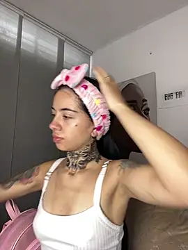 afrodita pinkk online show from 05-04-26, 04:43