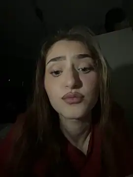 CuteCeline18 online show from 03-12-26, 07:18