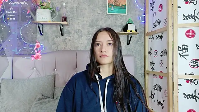 Sophia xoxo1 online show from 04-16-26, 01:56