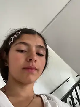 LINDA EF online show from 04-12-26, 12:08