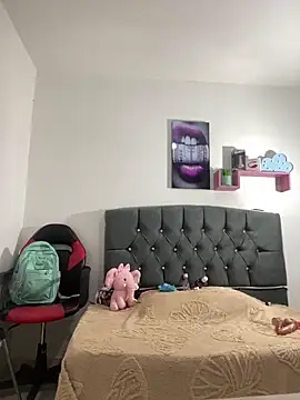 LINDA EF online show from 04-13-26, 12:42