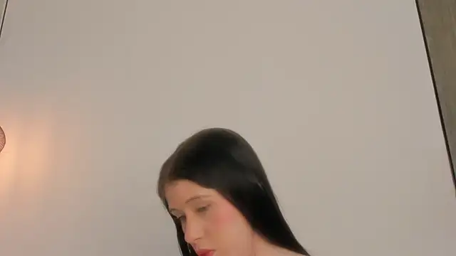 saraa joness  online show from 03-27-26, 07:37