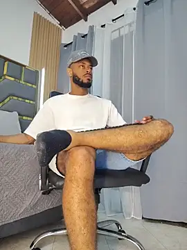 Oliver bigblack cock online show from 04-17-26, 09:06