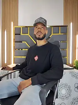 Oliver bigblack cock online show from 03-31-26, 05:59