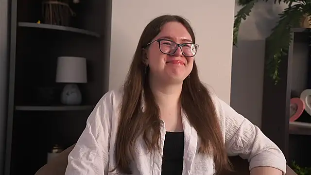 LinseyBellisario online show from 03-15-26, 09:27