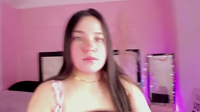 Snapshot of Julieth_Caandy chatting on 06-15-26, 12:16 Julieth Caandy online show from 06-15-26, 12:16