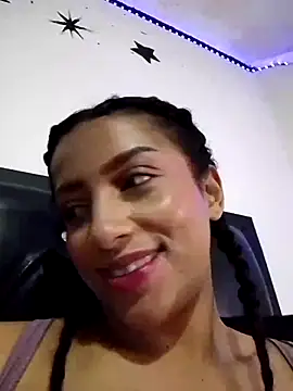Snapshot of KattyBerryX chatting on 08-02-26, 10:40 KattyBerryX online show from 08-02-26, 10:40