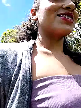 Snapshot of KattyBerryX chatting on 07-28-26, 06:42 KattyBerryX online show from 07-28-26, 06:42
