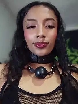Snapshot of KattyBerryX chatting on 06-27-26, 10:27 KattyBerryX online show from 06-27-26, 10:27