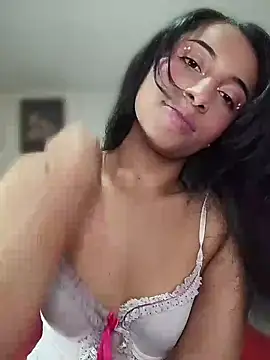 Snapshot of KattyBerryX chatting on 06-04-26, 10:36 KattyBerryX online show from 06-04-26, 10:36