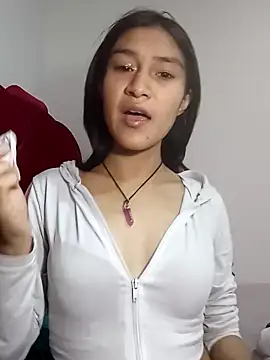 Snapshot of KarolaMendez chatting on 05-03-26, 05:38 KarolaMendez online show from 05-03-26, 05:38