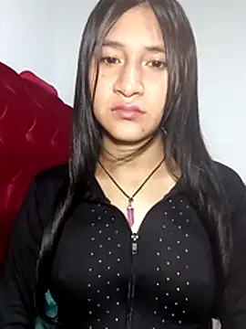 Snapshot of KarolaMendez chatting on 07-12-26, 12:11 KarolaMendez online show from 07-12-26, 12:11