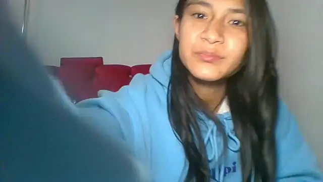 Snapshot of KarolaMendez chatting on 04-30-26, 08:49 KarolaMendez online show from 04-30-26, 08:49
