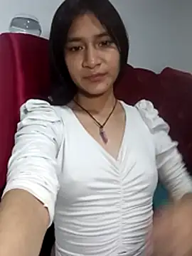 Snapshot of KarolaMendez chatting on 04-05-26, 12:28 KarolaMendez online show from 04-05-26, 12:28