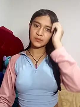 Snapshot of KarolaMendez chatting on 04-22-26, 08:26 KarolaMendez online show from 04-22-26, 08:26