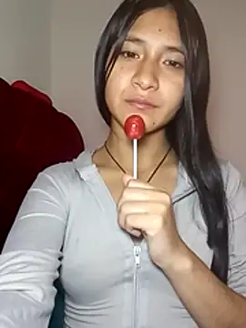 Snapshot of KarolaMendez chatting on 06-21-26, 08:36 KarolaMendez online show from 06-21-26, 08:36