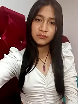 Snapshot of KarolaMendez chatting on 04-05-26, 09:21 KarolaMendez online show from 04-05-26, 09:21