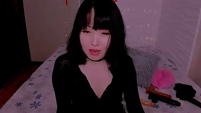 Akiko Yun online show from 07-11-26, 12:44