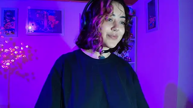 Nanachi uwu online show from 06-08-26, 11:49