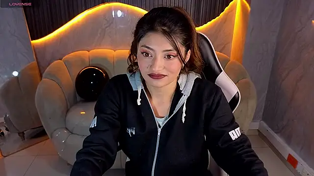 Lia queen tx online show from 08-07-26, 03:12