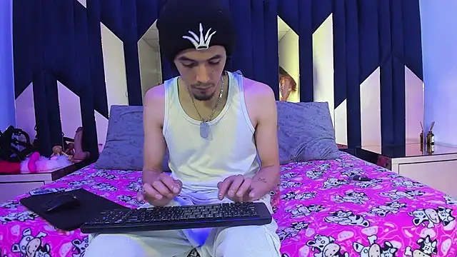 KikyoAndDrey online show from 04-30-26, 03:30