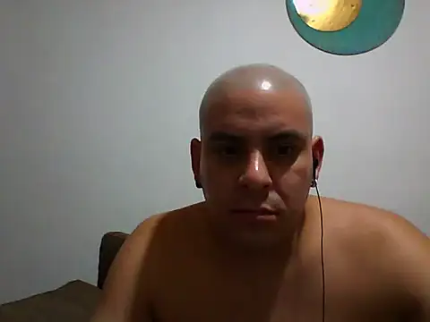 Matiasadventurexxx online show from 03-18-26, 01:31