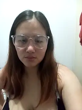Snapshot of Brittany_G chatting on 04-05-26, 06:20 Brittany G online show from 04-05-26, 06:20