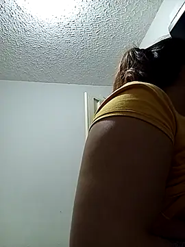 Snapshot of Brittany_G chatting on 04-18-26, 05:32 Brittany G online show from 04-18-26, 05:32