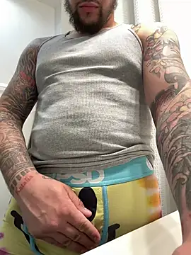 bigpappiii09 online show from 05-14-26, 06:27