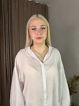 Lynnelsu online show from 03-27-26, 09:38