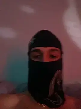 Snapshot of hardboii00 chatting on 03-28-26, 09:05 hardboii00 online show from 03-28-26, 09:05