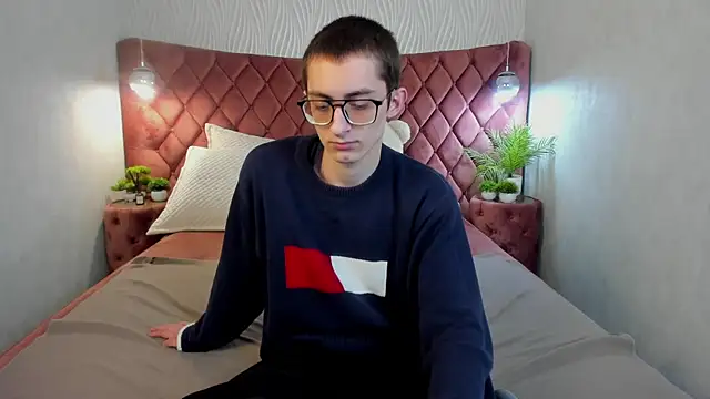 RonBevs online show from 03-19-26, 07:58