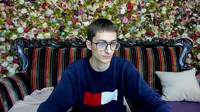 RonBevs online show from 05-15-26, 08:51
