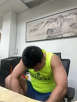 Snapshot of Cunzhangshibage02 chatting on 06-30-26, 12:27 Cunzhangshibage02 online show from 06-30-26, 12:27