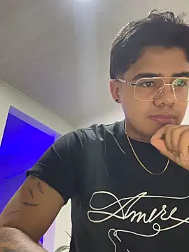 Snapshot of matiass_vegas chatting on 03-16-26, 12:07 matiass vegas online show from 03-16-26, 12:07