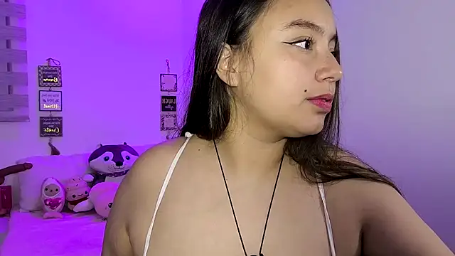 Snapshot of cherry_valeria chatting on 07-10-26, 03:17 cherry valeria online show from 07-10-26, 03:17