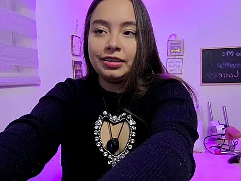 cherry valeria online show from 05-13-26, 05:36