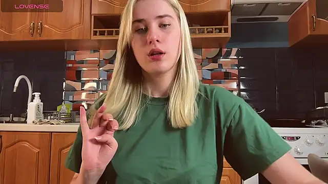 ivygenesis online show from 03-25-26, 05:56