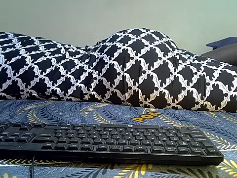 KendyQ  online show from 04-23-26, 04:19