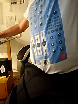 dufatcock online show from 04-12-26, 08:06