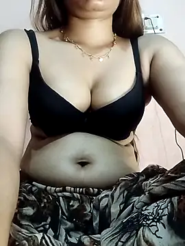 Snapshot of saniya_008 chatting on 05-16-26, 10:14 saniya 008 online show from 05-16-26, 10:14