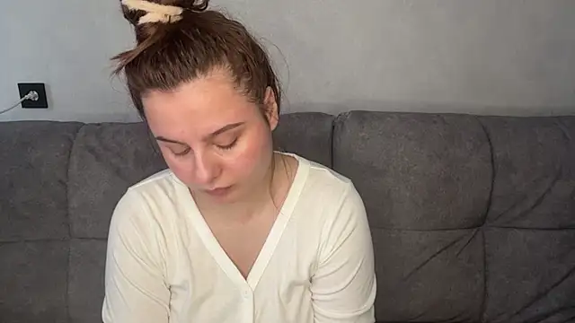 Ellaizatelly online show from 04-03-26, 11:38