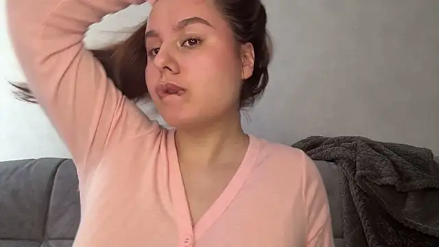 Ellaizatelly online show from 04-05-26, 08:32