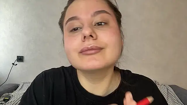 Ellaizatelly online show from 04-30-26, 08:32