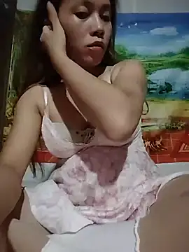 Snapshot of DawnG_x chatting on 08-02-26, 05:43 DawnG x online show from 08-02-26, 05:43