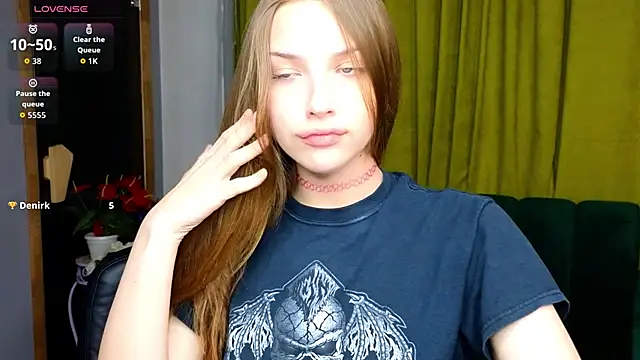 Snapshot of DariaAngels chatting on 05-10-26, 05:48 DariaAngels online show from 05-10-26, 05:48