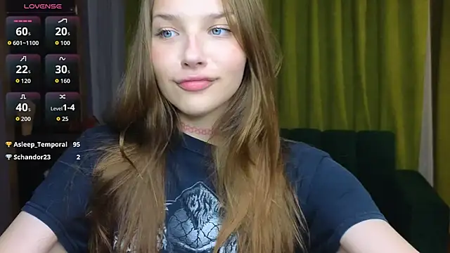 Snapshot of DariaAngels chatting on 05-29-26, 05:41 DariaAngels online show from 05-29-26, 05:41
