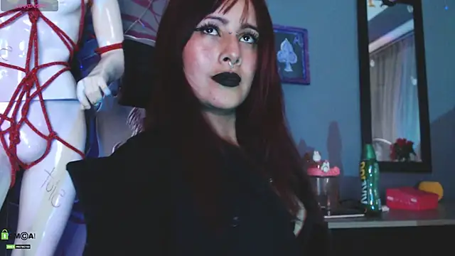 Snapshot of Regina_Iris chatting on 07-11-26, 01:28 Regina Iris online show from 07-11-26, 01:28