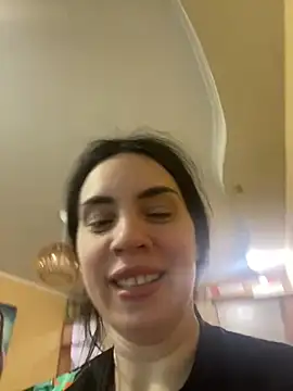 Snapshot of Alex_Svift chatting on 05-12-26, 02:01 Alex Svift online show from 05-12-26, 02:01