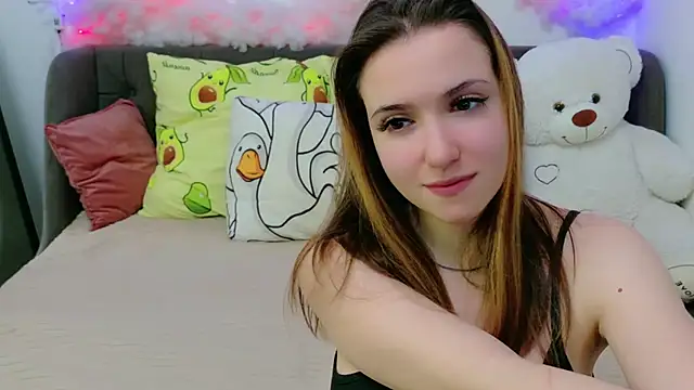 Snapshot of LeenMoonie chatting on 04-23-26, 04:30 LeenMoonie online show from 04-23-26, 04:30
